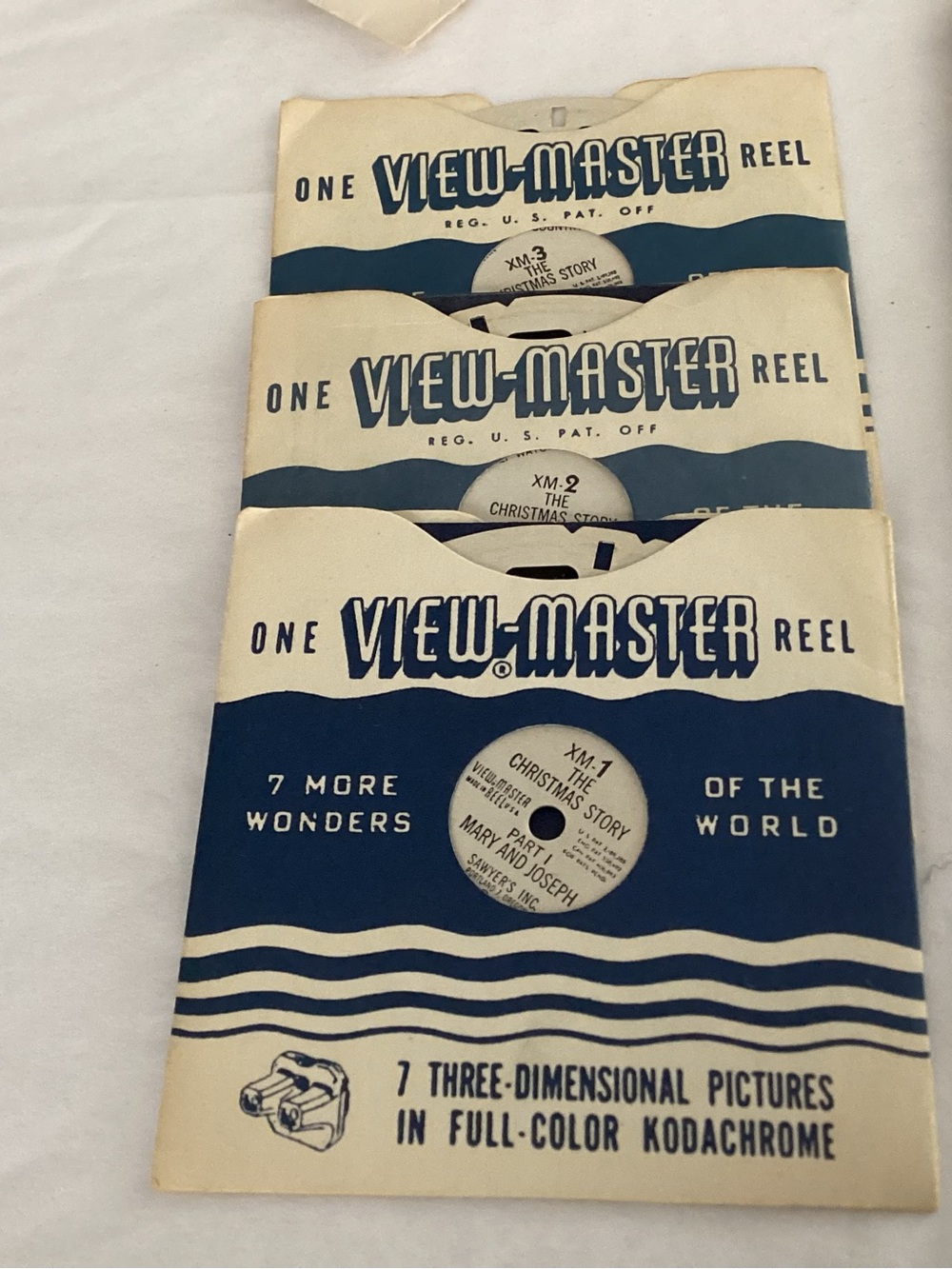 Vtg. Viewmaster Steroscope includes 47 disc’s. - Picture 3 of 6